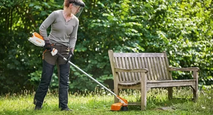 How to choose a STIHL cordless trimmer? Notice 2023